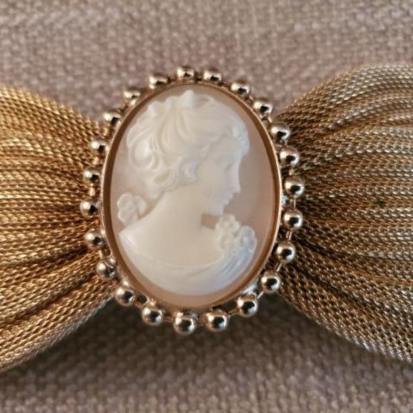 Vintage Gold Tone Cameo Hair Barrette - Picture 3 of 4